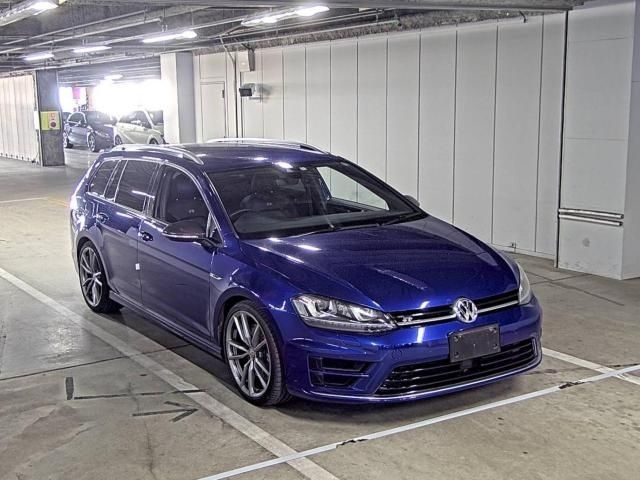 60 Volkswagen Golf variant AUCJXF 2016 г. (ZIP Osaka)